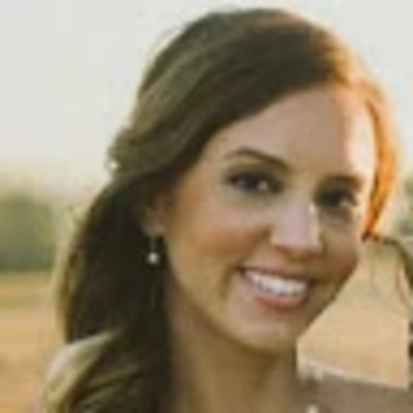 Meet your Posher, Amanda - Picture 1 of 1